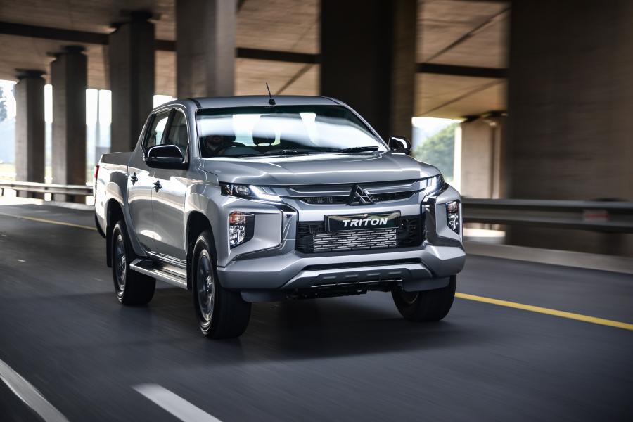  Mitsubishi Triton Double Cab 2019 года  (ZA) (фото 29 из 40)